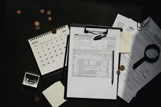 Aide aux funérailles : comment financer les obsèques d'un proche ?