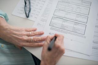 Prévoyance décès : anticiper et préparer ses obsèques sereinement