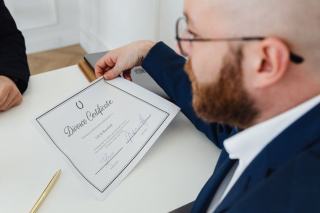 Rechercher le contrat obsèques d'un défunt : la saisine AGIRA